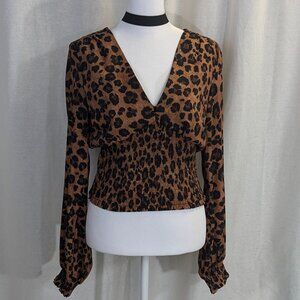 Gianni Bini Size Small Leopard Print Crop Top